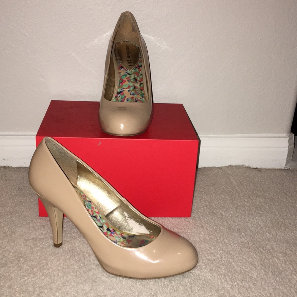 🌠Nude pumps. Perfect for any occasion!🌠
